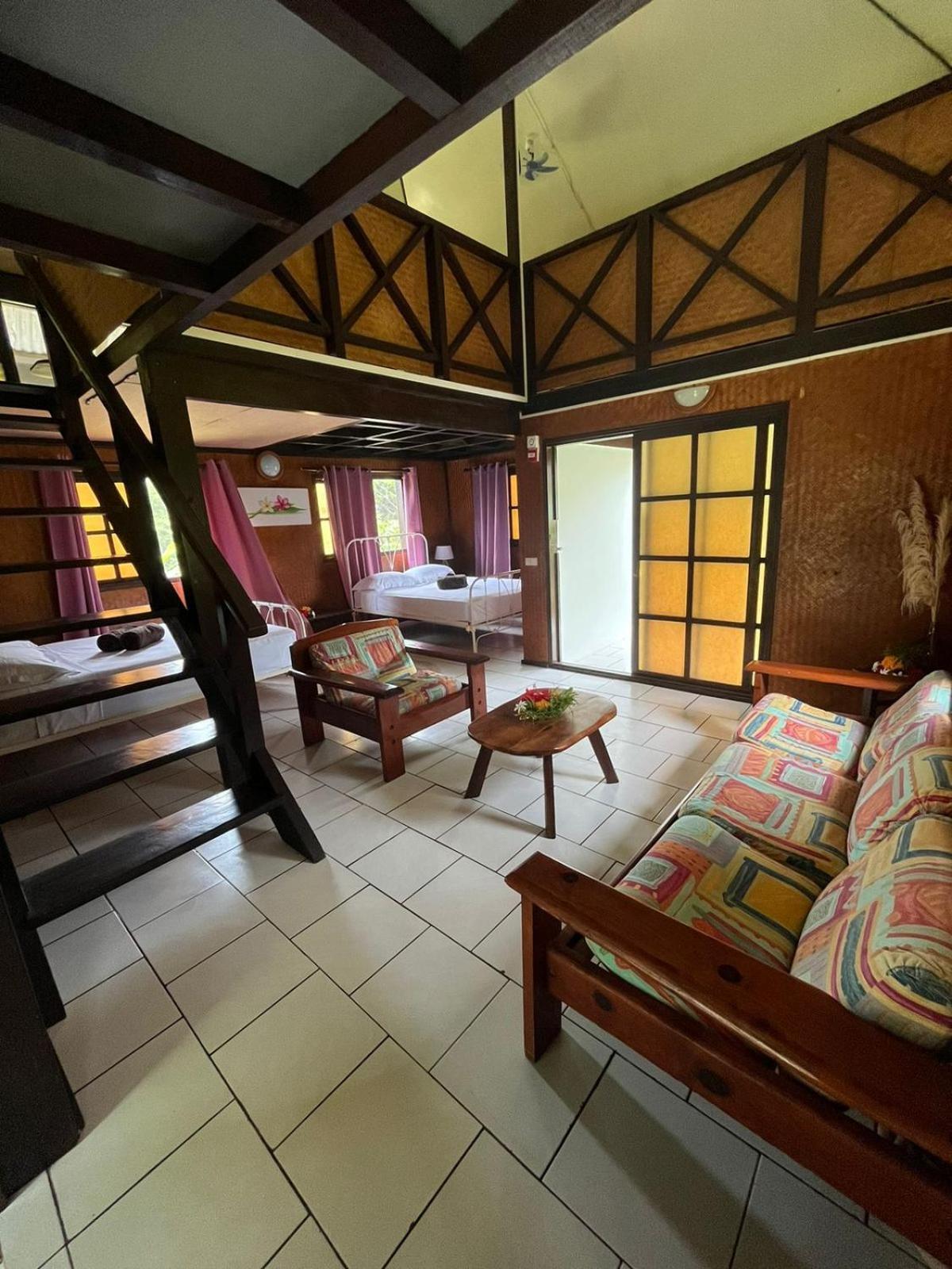 Pension Hibiscus Taha'A Vaitoare  Exterior photo