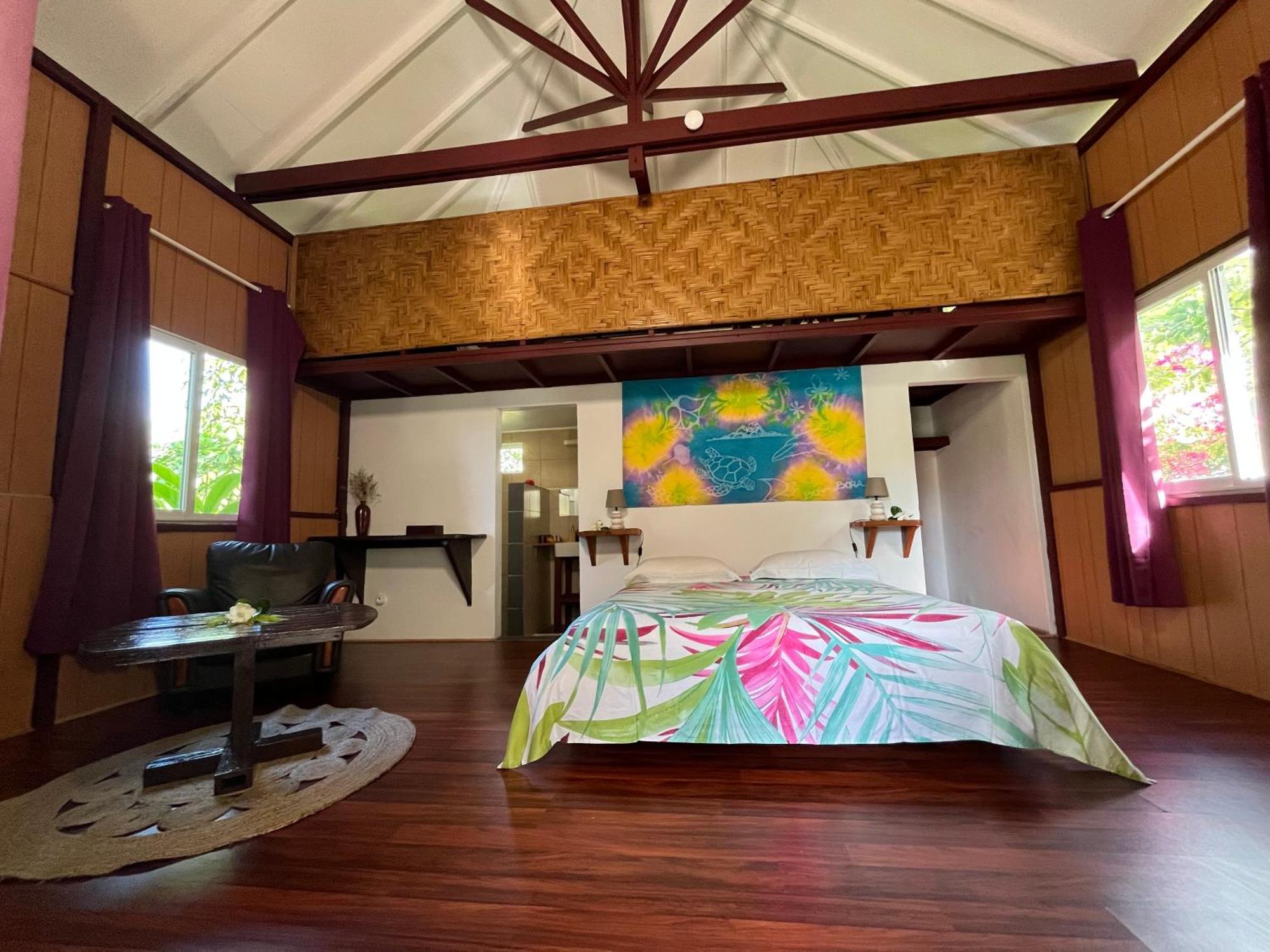 Pension Hibiscus Taha'A Vaitoare  Exterior photo